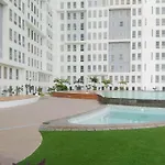 Comfortable And Simply Studio Apartment At Patraland Urbano By Travelio