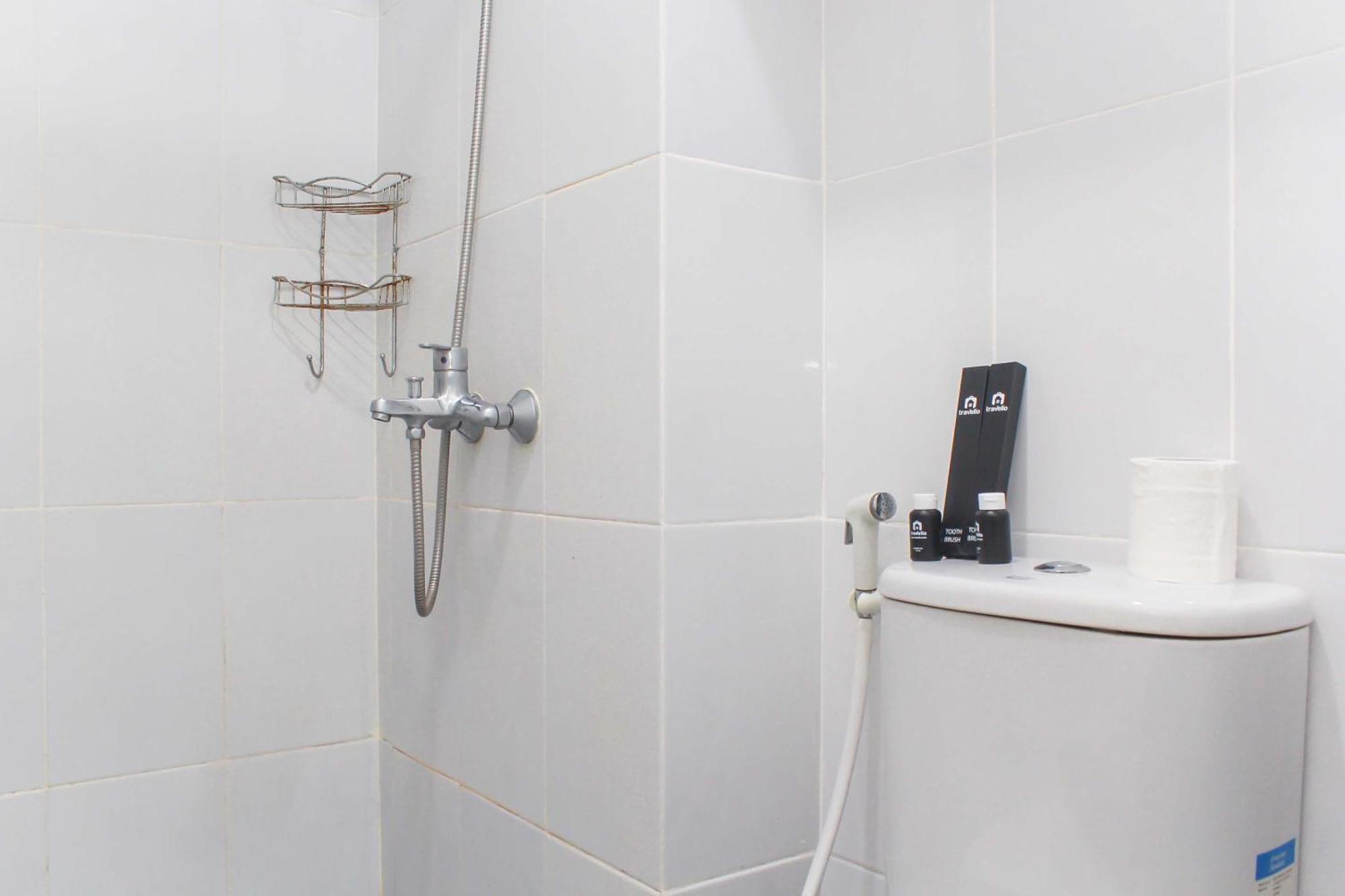 Comfortable And Simply At Patraland Urbano By Travelio *